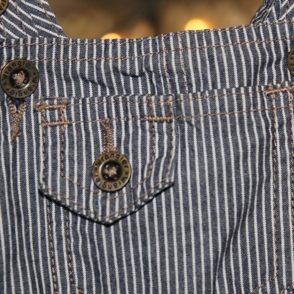 Baby train conductor style overalls by Wrangler - Picture 6 of 10